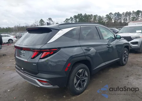 2026 Hyundai Tucson Sel from USA, damaged, VIN 5NMJBCDE0TH648822